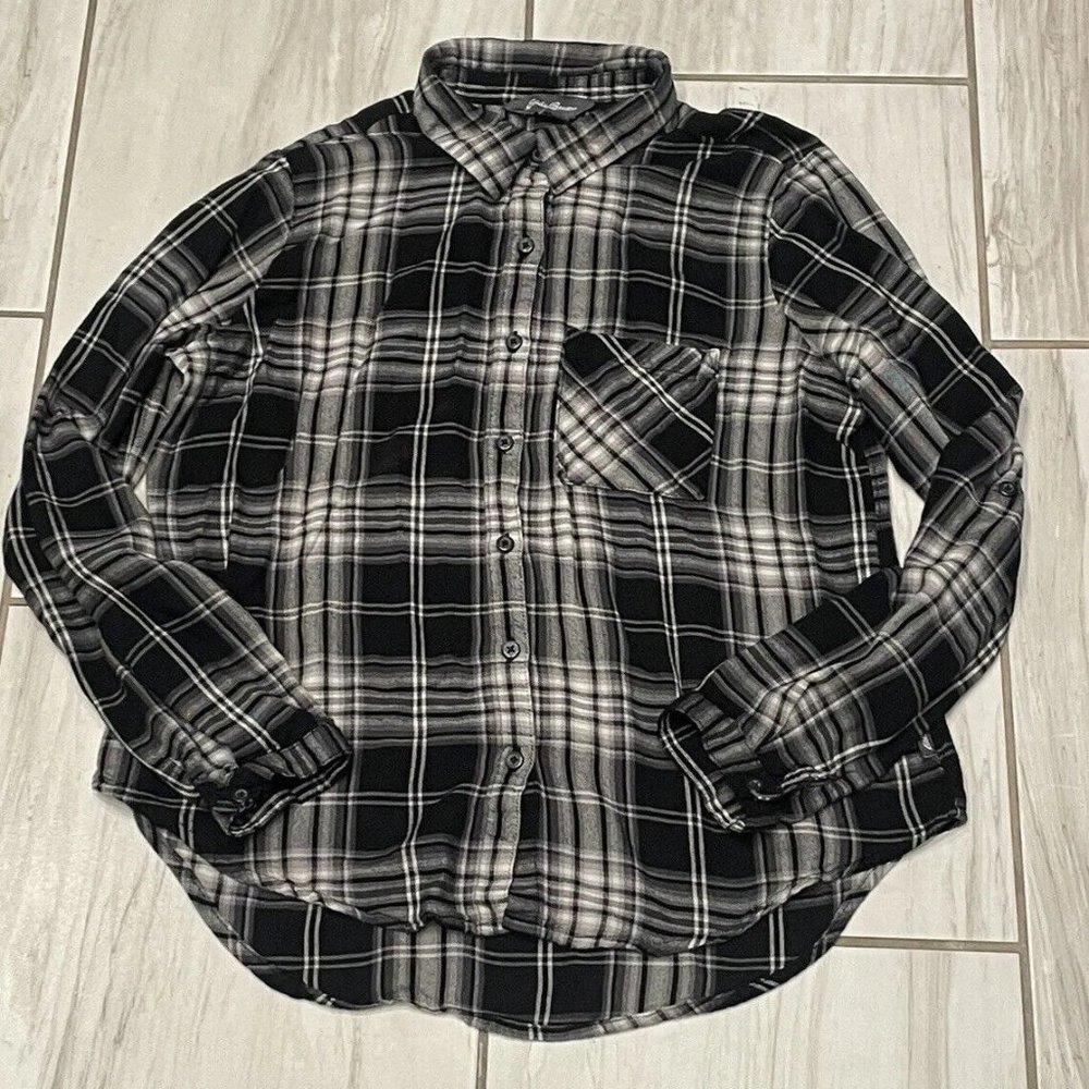 Eddie Bauer Shirt Women’s Medium Black White Long-Sleeve Button-Front